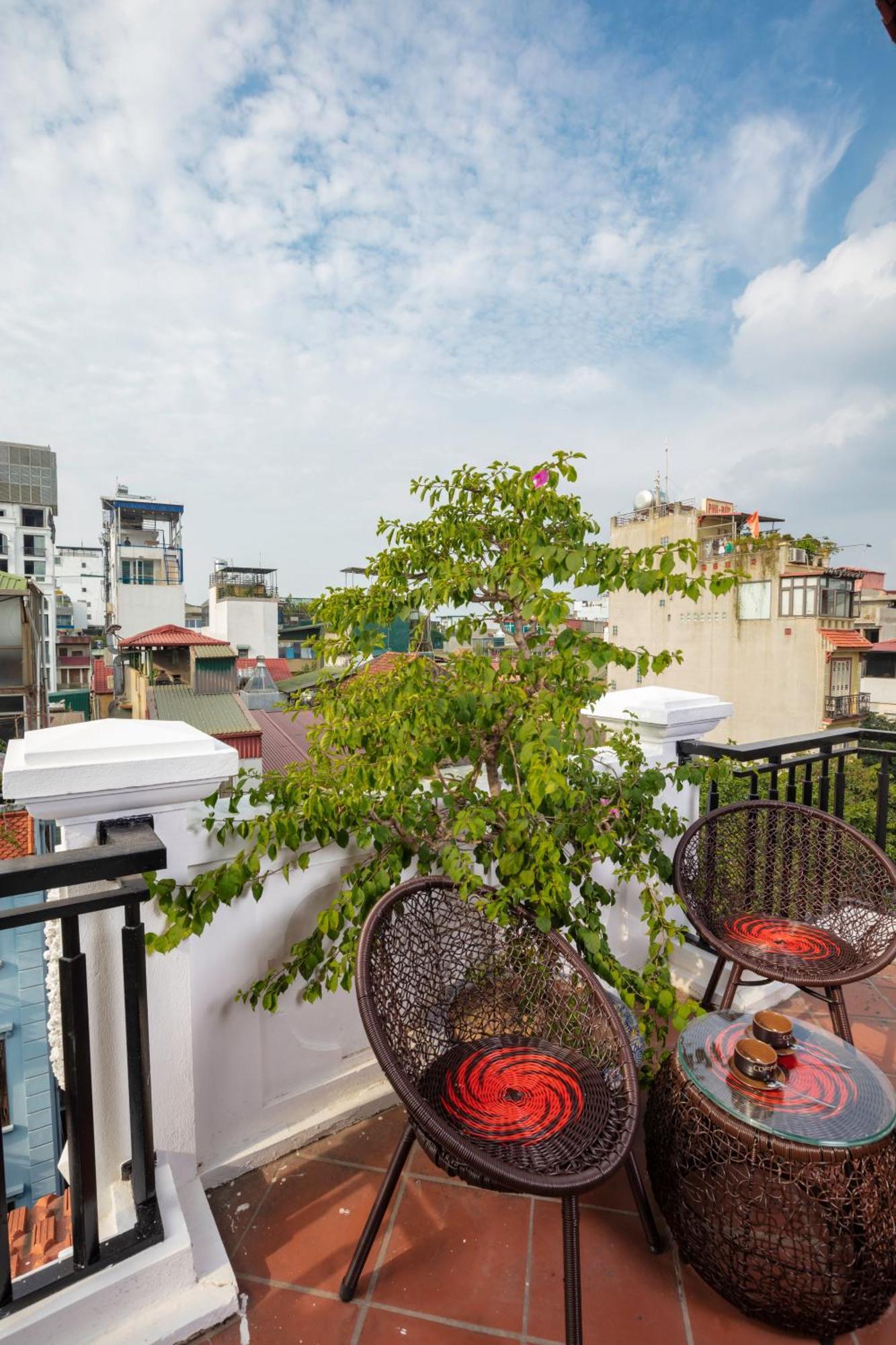 Queen Light Hotel Hanoi Exterior photo