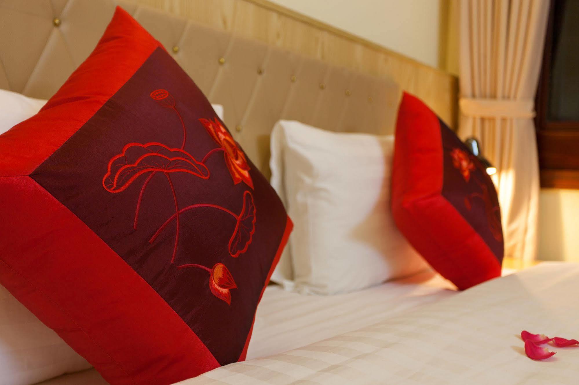 Queen Light Hotel Hanoi Exterior photo